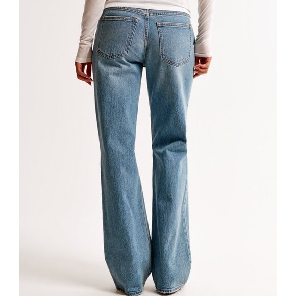 Abercrombie Vintage Comfort Stretch Low Rise Baggy Jean in Medium Destroy - Picture 5 of 10